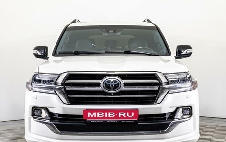 Toyota Land Cruiser 200, 2019 год, 6 899 000 рублей, 2 фотография