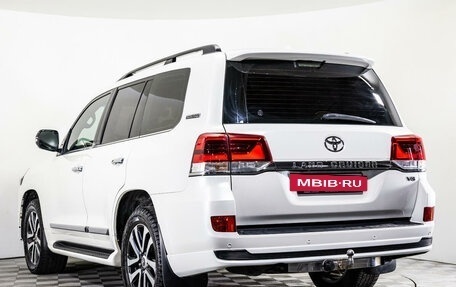 Toyota Land Cruiser 200, 2019 год, 6 899 000 рублей, 7 фотография