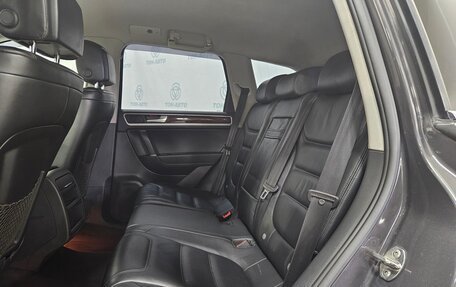 Volkswagen Touareg III, 2011 год, 1 882 000 рублей, 16 фотография