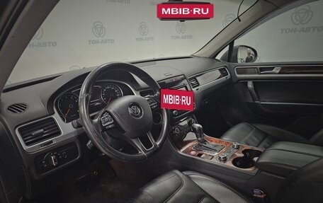 Volkswagen Touareg III, 2011 год, 1 882 000 рублей, 11 фотография