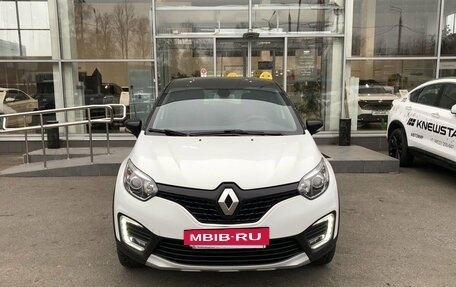 Renault Kaptur I рестайлинг, 2019 год, 1 802 000 рублей, 2 фотография