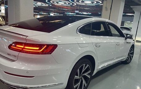 Volkswagen Passat CC, 2021 год, 2 870 001 рублей, 6 фотография