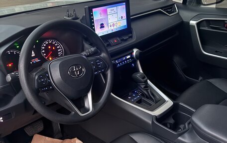 Toyota RAV4, 2020 год, 2 250 000 рублей, 5 фотография