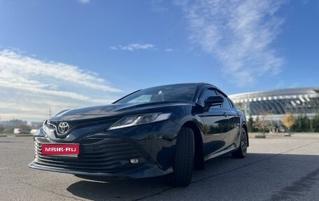 Toyota Camry, 2019 год, 2 890 000 рублей, 1 фотография