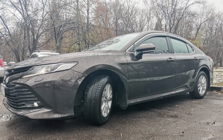 Toyota Camry, 2019 год, 3 390 000 рублей, 4 фотография