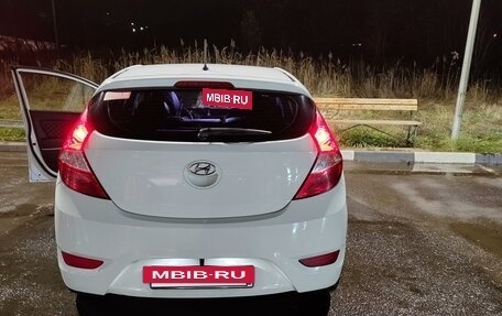 Hyundai Solaris II рестайлинг, 2014 год, 965 000 рублей, 15 фотография