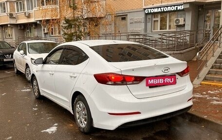 Hyundai Elantra VI рестайлинг, 2016 год, 1 235 000 рублей, 3 фотография