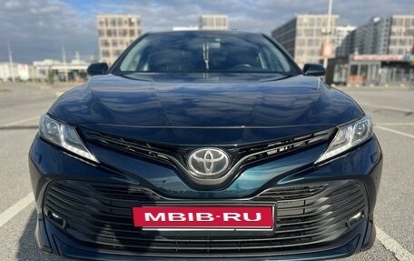 Toyota Camry, 2019 год, 2 890 000 рублей, 4 фотография