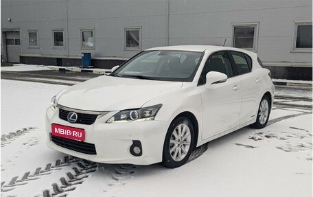 Lexus CT I рестайлинг, 2012 год, 1 590 000 рублей, 1 фотография