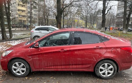 Hyundai Solaris II рестайлинг, 2012 год, 920 000 рублей, 4 фотография