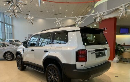 Toyota Land Cruiser Prado, 2024 год, 11 990 000 рублей, 3 фотография