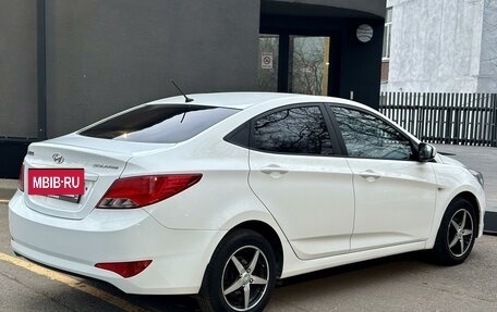 Hyundai Solaris II рестайлинг, 2015 год, 1 190 000 рублей, 5 фотография