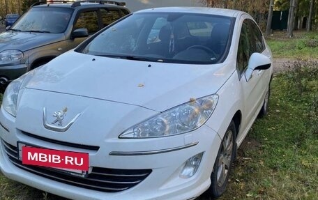 Peugeot 408 I рестайлинг, 2014 год, 670 000 рублей, 2 фотография