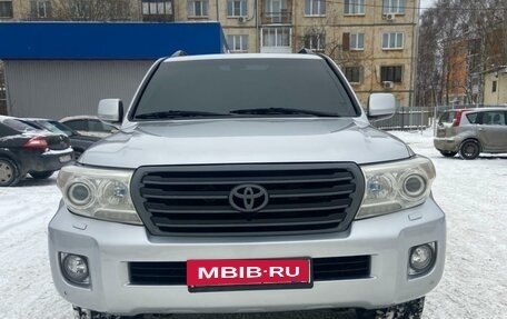 Toyota Land Cruiser 200, 2009 год, 2 600 000 рублей, 4 фотография