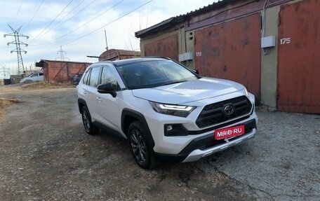 Toyota RAV4, 2024 год, 4 370 000 рублей, 1 фотография