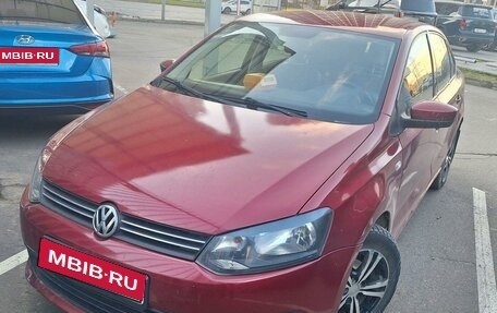 Volkswagen Polo VI (EU Market), 2012 год, 665 000 рублей, 1 фотография