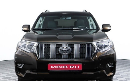 Toyota Land Cruiser Prado 150 рестайлинг 2, 2018 год, 5 998 000 рублей, 2 фотография