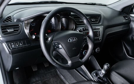 KIA Rio III рестайлинг, 2016 год, 1 129 000 рублей, 13 фотография