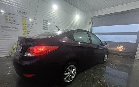 Hyundai Solaris II рестайлинг, 2011 год, 730 000 рублей, 6 фотография