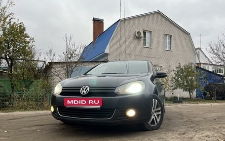 Volkswagen Golf VI, 2012 год, 900 000 рублей, 2 фотография