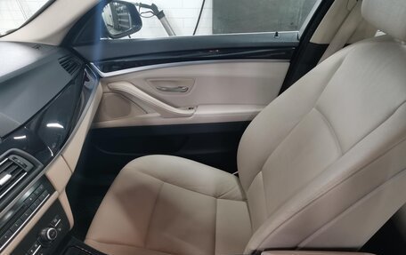 BMW 5 серия, 2011 год, 1 635 000 рублей, 21 фотография