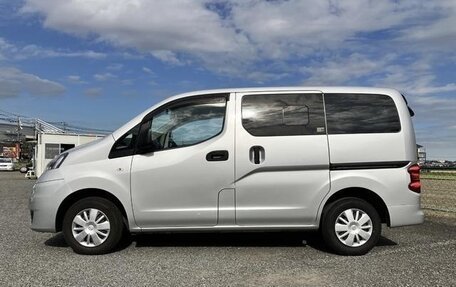 Nissan NV200, 2020 год, 1 700 000 рублей, 2 фотография