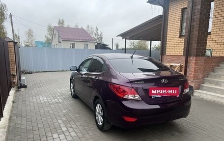 Hyundai Solaris II рестайлинг, 2013 год, 800 000 рублей, 5 фотография