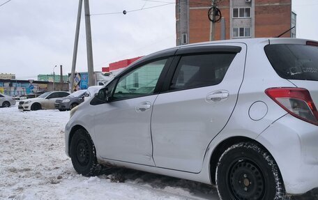 Toyota Vitz, 2011 год, 660 000 рублей, 5 фотография