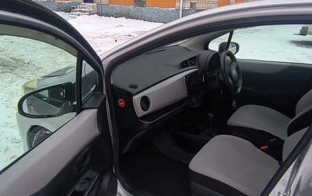 Toyota Vitz, 2011 год, 660 000 рублей, 8 фотография