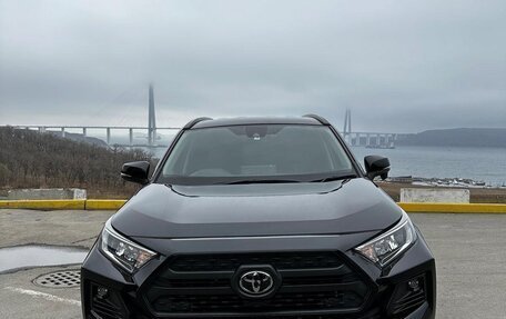 Toyota RAV4, 2019 год, 3 340 000 рублей, 5 фотография