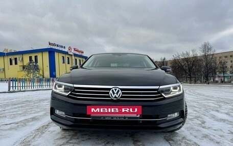 Volkswagen Passat B8 рестайлинг, 2019 год, 2 990 000 рублей, 2 фотография