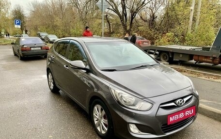 Hyundai Solaris II рестайлинг, 2012 год, 925 000 рублей, 4 фотография