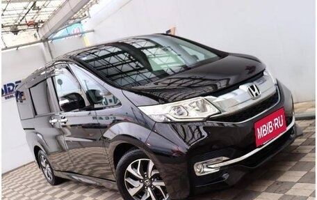 Honda Stepwgn IV, 2016 год, 1 740 000 рублей, 4 фотография