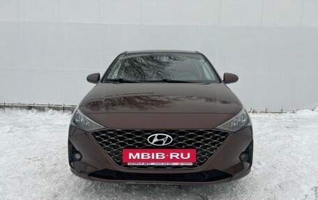 Hyundai Solaris II рестайлинг, 2021 год, 1 780 000 рублей, 2 фотография