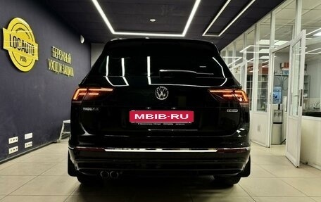 Volkswagen Tiguan II, 2018 год, 4 000 000 рублей, 18 фотография