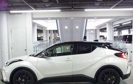 Toyota C-HR I рестайлинг, 2020 год, 1 840 000 рублей, 4 фотография