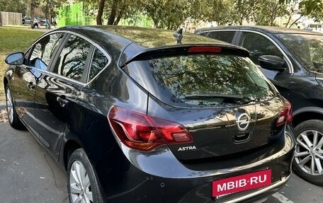 Opel Astra J, 2013 год, 1 200 000 рублей, 2 фотография