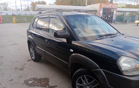 Hyundai Tucson III, 2004 год, 950 000 рублей, 2 фотография