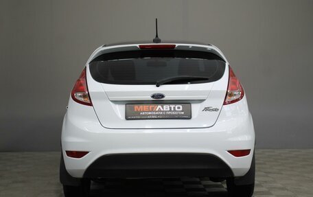 Ford Fiesta, 2017 год, 860 000 рублей, 4 фотография