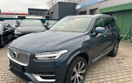 Volvo XC90 II рестайлинг, 2022 год, 7 400 000 рублей, 2 фотография