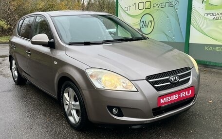 KIA cee'd I рестайлинг, 2007 год, 425 000 рублей, 2 фотография