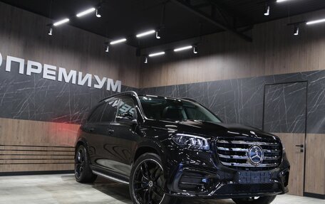 Mercedes-Benz GLS, 2024 год, 18 599 000 рублей, 2 фотография