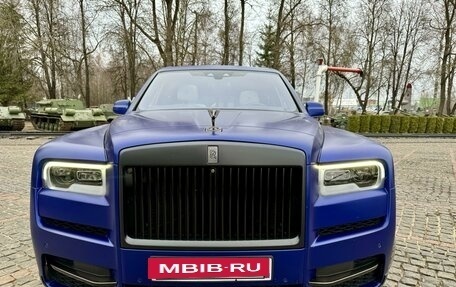 Rolls-Royce Cullinan, 2019 год, 33 000 000 рублей, 8 фотография