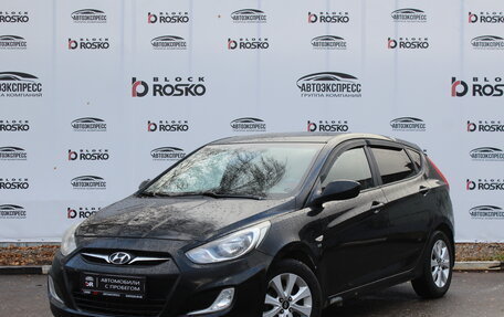 Hyundai Solaris II рестайлинг, 2011 год, 780 000 рублей, 1 фотография