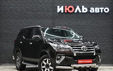 Toyota Fortuner II, 2017 год, 3 895 000 рублей, 3 фотография