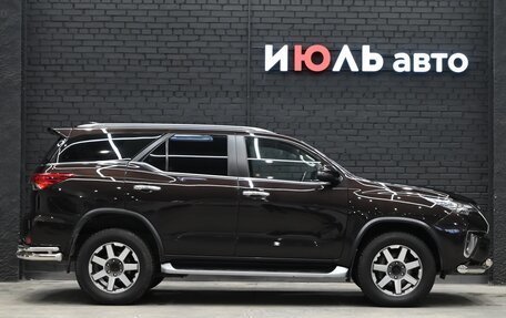 Toyota Fortuner II, 2017 год, 3 895 000 рублей, 8 фотография