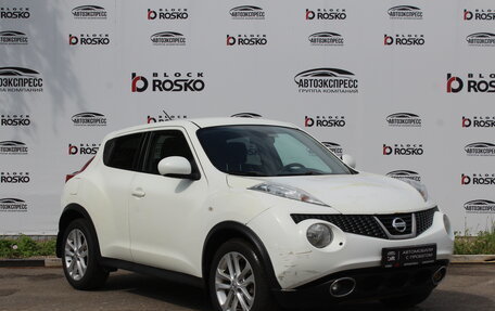 Nissan Juke II, 2012 год, 800 000 рублей, 3 фотография