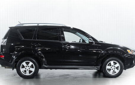 Mitsubishi Outlander III рестайлинг 3, 2010 год, 8 фотография