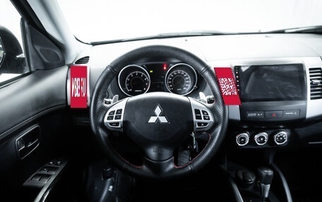 Mitsubishi Outlander III рестайлинг 3, 2010 год, 12 фотография