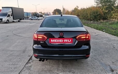 Volkswagen Jetta VI, 2014 год, 1 800 000 рублей, 3 фотография